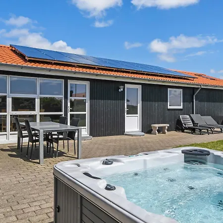Velholdt Kvalitets Hus Med Udendors Sj91