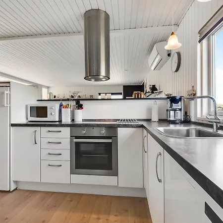 Velholdt Kvalitets Hus Med Udendors Sj91